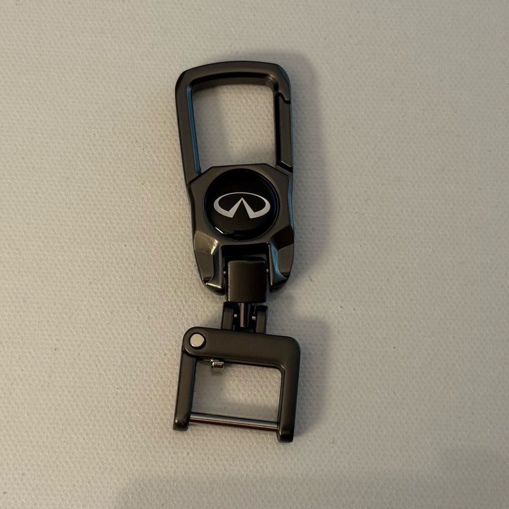 Infinity Key Fob Keychain in Metal NWT